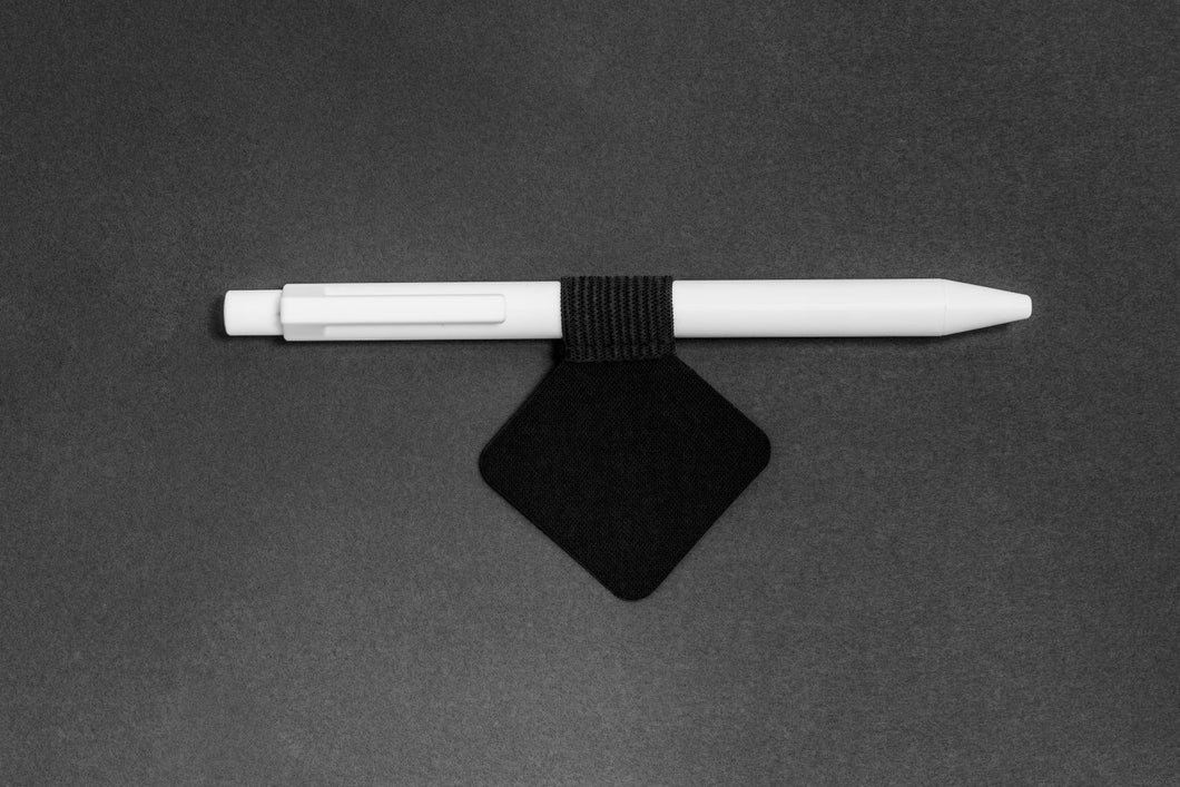 self-adhesive pen holder - takkti